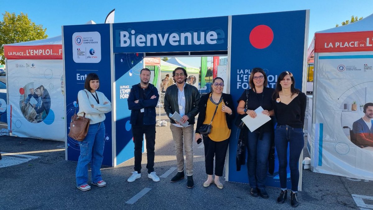 J_Sanfilippo's tweet photo. « Place de l’emploi et de la formation » à @Venissieux_ avec les équipes @poleemploi_ara de @Ferreolpalau et nos partenaires 🤝

Merci aux recruteurs et organismes de formation qui ont répondu présents 🙏 #QPV

@MMIE_LyonMetrop #Capemploi @MLJ_AURA @auvergnerhalpes @afpaaura https://t.co/sYbKK2zWpd