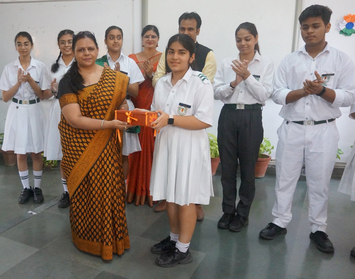 IDpsgI's tweet photo. “Great leaders are trailblazers, making a path for others to follow.” This was truly a day to remember! The Badging Ceremony for the students of Class XI, the new members of School Student Council, was conducted at a grand celebration in DPSGI today.
#DPSGI #BestSchoolinGhaziabad https://t.co/FOj5agmtSM