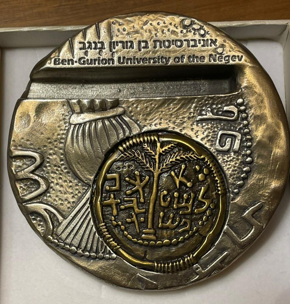 hnonoo75's tweet photo. Thank you Kedem for this beautiful and very kind gift. It was wonderful speaking with your group in the UAE. @BenGurionUni's Kedem is a wonderful leadership program for heritage and cultural conservation leadership in Israel. https://t.co/1ybsaGvg0L