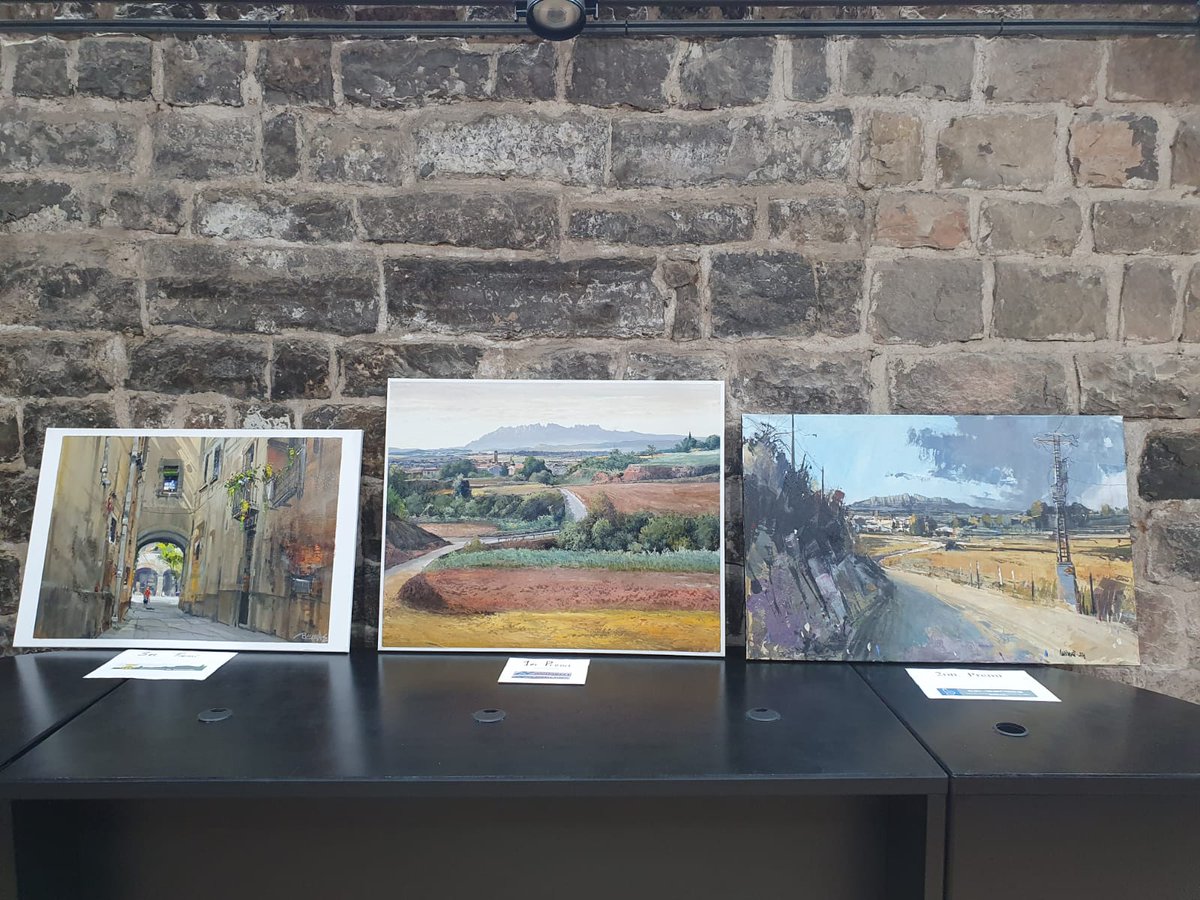 ajsantpedor's tweet photo. 🎨Més de 20 artistes van participar ahir al Concurs de pintura ràpida, organitzat per Ressò, dins els actes de la Fira de Sant Miquel
🥇Arimany 🥈Puiggròs 🥉Besora
Felicitats als premiats i gràcies als participants i col·laboradors #Avinent #EsmeBages. https://t.co/zGqCp2y0j7