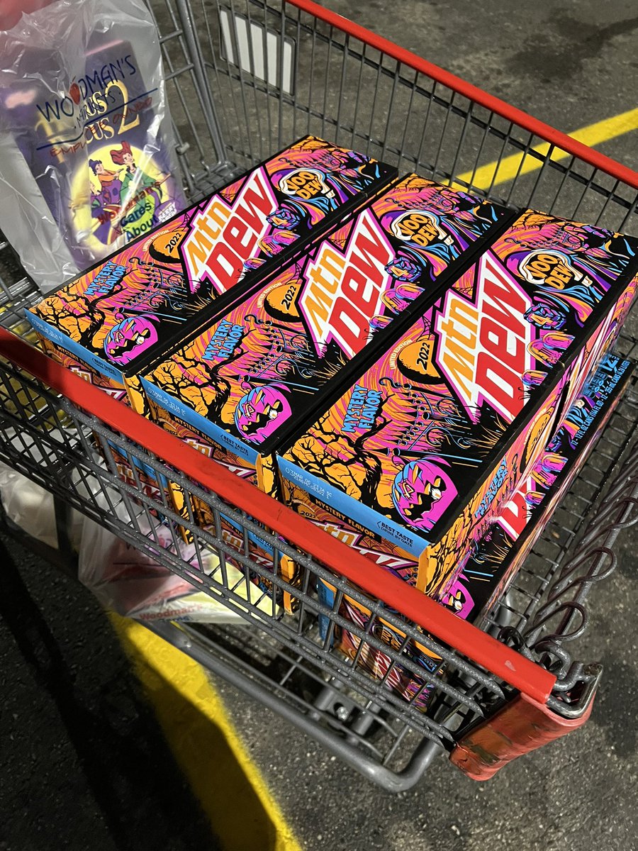 WreckItReese's tweet photo. The goat is back 🐐 https://t.co/jtzetWZ0pP