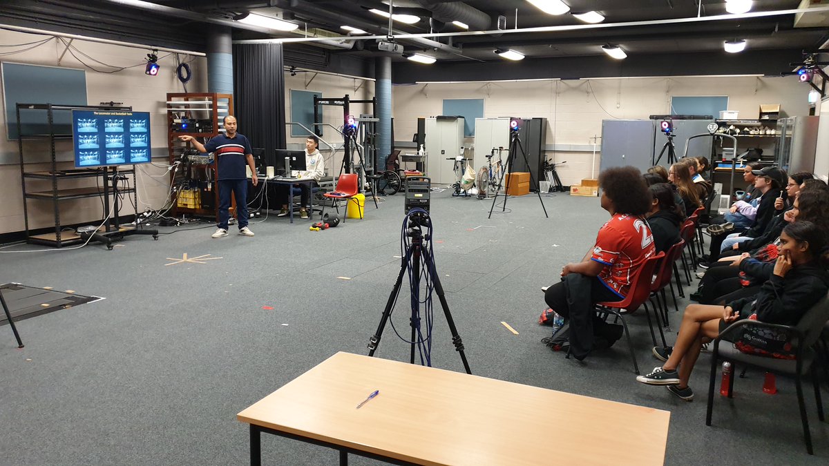 fzrabbi's tweet photo. Great experience with year 11 &amp; 12 students from different schools visiting #Biomechanics Lab @Griffith_Uni. Three sessions so far this year. More to come! @Jon_Headrick #LearnBiomech #LearnWithFun https://t.co/vuR0XJaukp