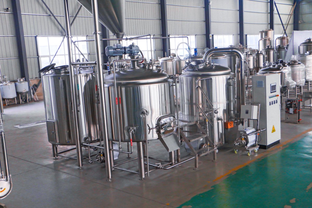 HelenLiu2018's tweet image. Tonsen customized 1000L beer equipment ready shipped to Australia,  fire directly heating beer equipment with 10* 2000L fermentation tanks. 
Email: helen@tonsenbrew.com
whatsapp:+86 153 1556 2731

#tonsen #brewery #brewingequipment #brewerylife #brewerysystem #brew #brewhouse