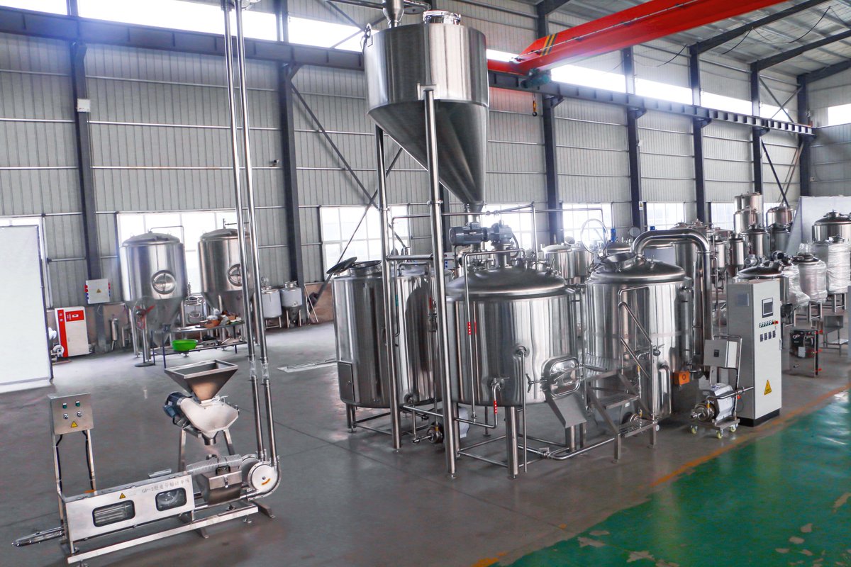 HelenLiu2018's tweet image. Tonsen customized 1000L beer equipment ready shipped to Australia,  fire directly heating beer equipment with 10* 2000L fermentation tanks. 
Email: helen@tonsenbrew.com
whatsapp:+86 153 1556 2731

#tonsen #brewery #brewingequipment #brewerylife #brewerysystem #brew #brewhouse