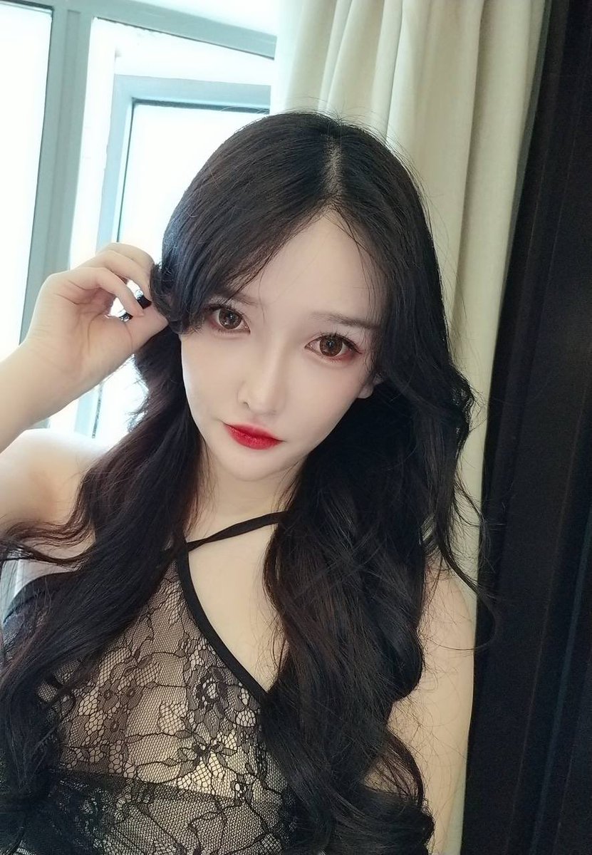 X57Oh's tweet photo. 推特上杭州同城的小哥哥是不是特别少 https://t.co/8AFUGdCdKF