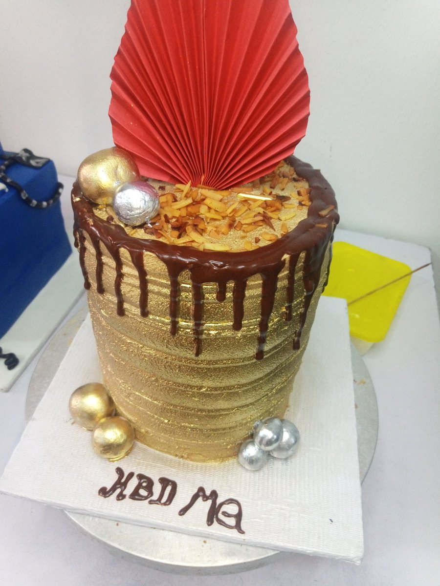 hotcooker89's tweet photo. Na my huslte be this abeg help me retweet π your own no go spoil
@faeyfaeyy @tellphc @sellitinPHnow @TheRadioLioness @_ghodnation @Sir_Yosman @Aeba05 #Police #policecake #buttercake https://t.co/aJY2OPi7wy