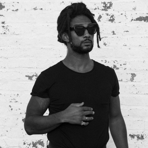 MusicNewsWeb's tweet photo. https://t.co/cGbkkwoEyS Manny Walters ‘No Reason’ out now - #mannywalters @MannyWalters https://t.co/TvRRtr2WnF https://t.co/XyxX2hX5QR
