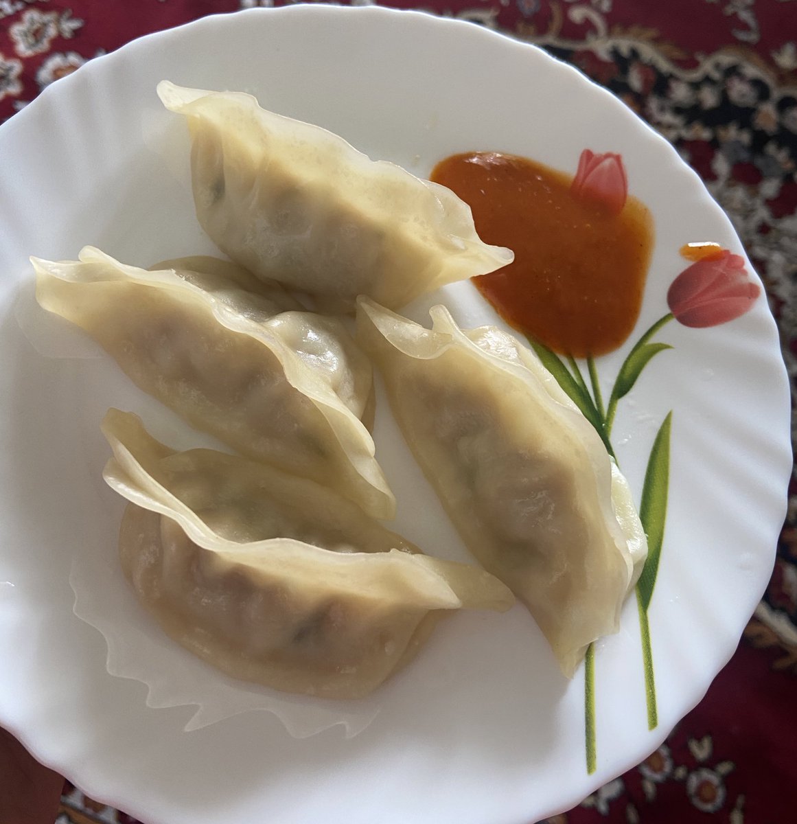 sumone_me's tweet photo. Homemade momos are my latest fav
#TalentedChef ๐ฉโ๐ณ๐ https://t.co/7Ua7A7cstH