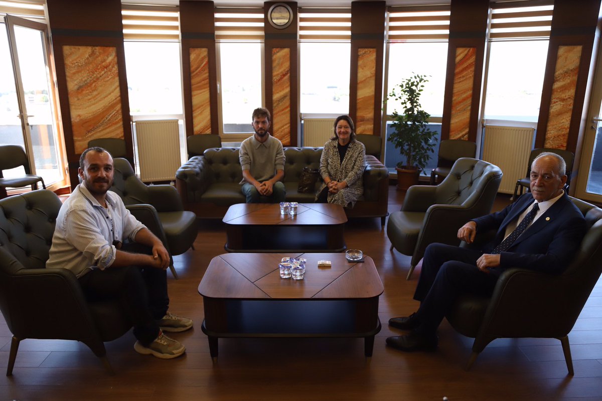 baskanhikmetata's tweet photo. 🏛 #Perinthos Antik Kenti Kazı Başkanı Prof. Dr. Sn. Zeynep Koçer Erdem ile kazı çalışmalarını titizlikle takip ediyoruz. Çalışmalar tamamlandığında ilçemiz büyük bir açık hava müzesi kazanmış olacak. 

Emekleri ve nazik ziyaretleri için kıymetli hocamıza teşekkür ediyorum. https://t.co/gFJ4uviiy1