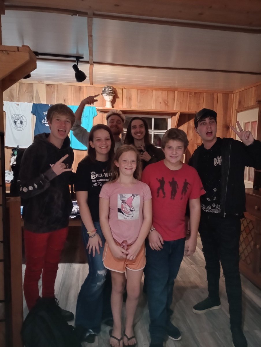 BellWitchCave1's tweet photo. It was our pleasure to host @SamandColby @XPLRFANS @i_am_joshyo @SinematicSeth for an investigation! I hope to have you all back in the future!
#Bellwitchcave
#hauntedfarm
#Halloween https://t.co/f3qiCDfo6O
