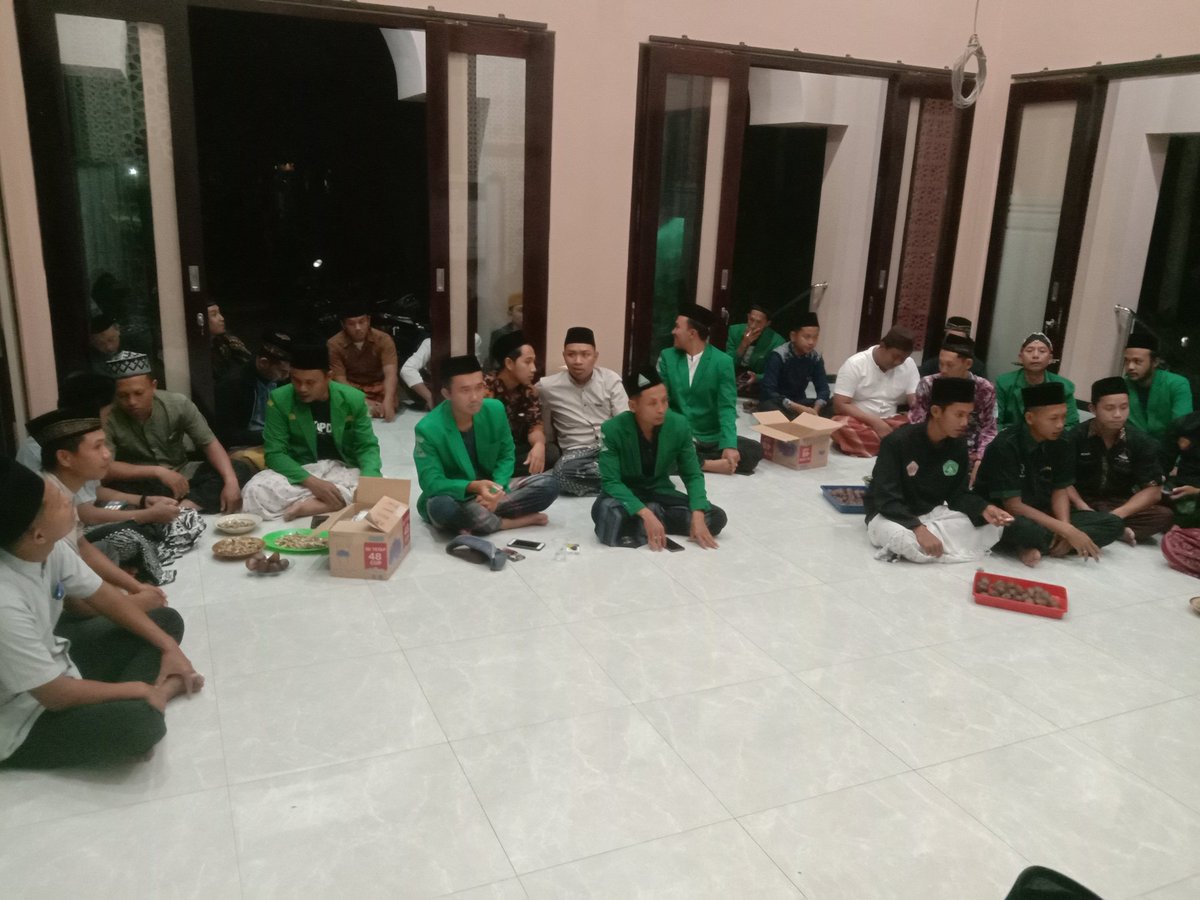 AMunjungan's tweet photo. Rapat Anggota / Konferensi Pimpinan Ranting Gerakan Pemuda Ansor Desa Tawing Masa Khidmah 2022-2024 di Mushola As - Syurojun Desa Tawing Kec. Munjungan Kab. Trenggalek (Sabtu, 19 September 2022) 
.
#BanserTawing
#AnsorMunjungan
#BanserMunjungan
#AnsorMunjunganKeren https://t.co/ufStGb9NPq