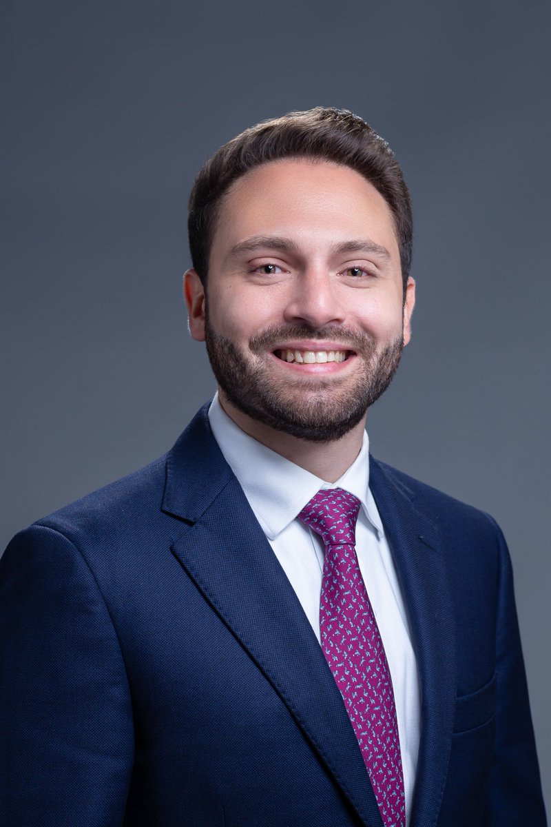 mdlabban's tweet photo. Hey #MedTwitter! I'm Muhieddine, 🇱🇧 #IMG &amp; research fellow @BWHUrology @CSPH_BWH. Excited to apply to #Urology this #Match2023. I am passionate about prostate cancer treatment &amp; #healthservices research. Looking forward to connecting with fellow applicants!
#UroSoMe @StoriesImg https://t.co/uvAeUeamJ8