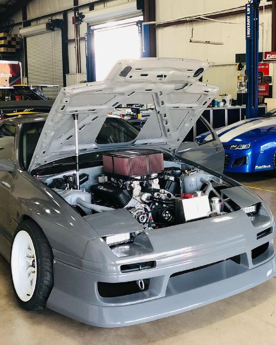 knfilters's tweet photo. V8 Ford-powered RX-7.
Sacrilege or brilliance? We’ll let you decide!
Can’t deny that the K&N airbox on this looks pretty sick though. 😉
#408w #mazdarx7 #engineswap https://t.co/YfUGUEq8ZG