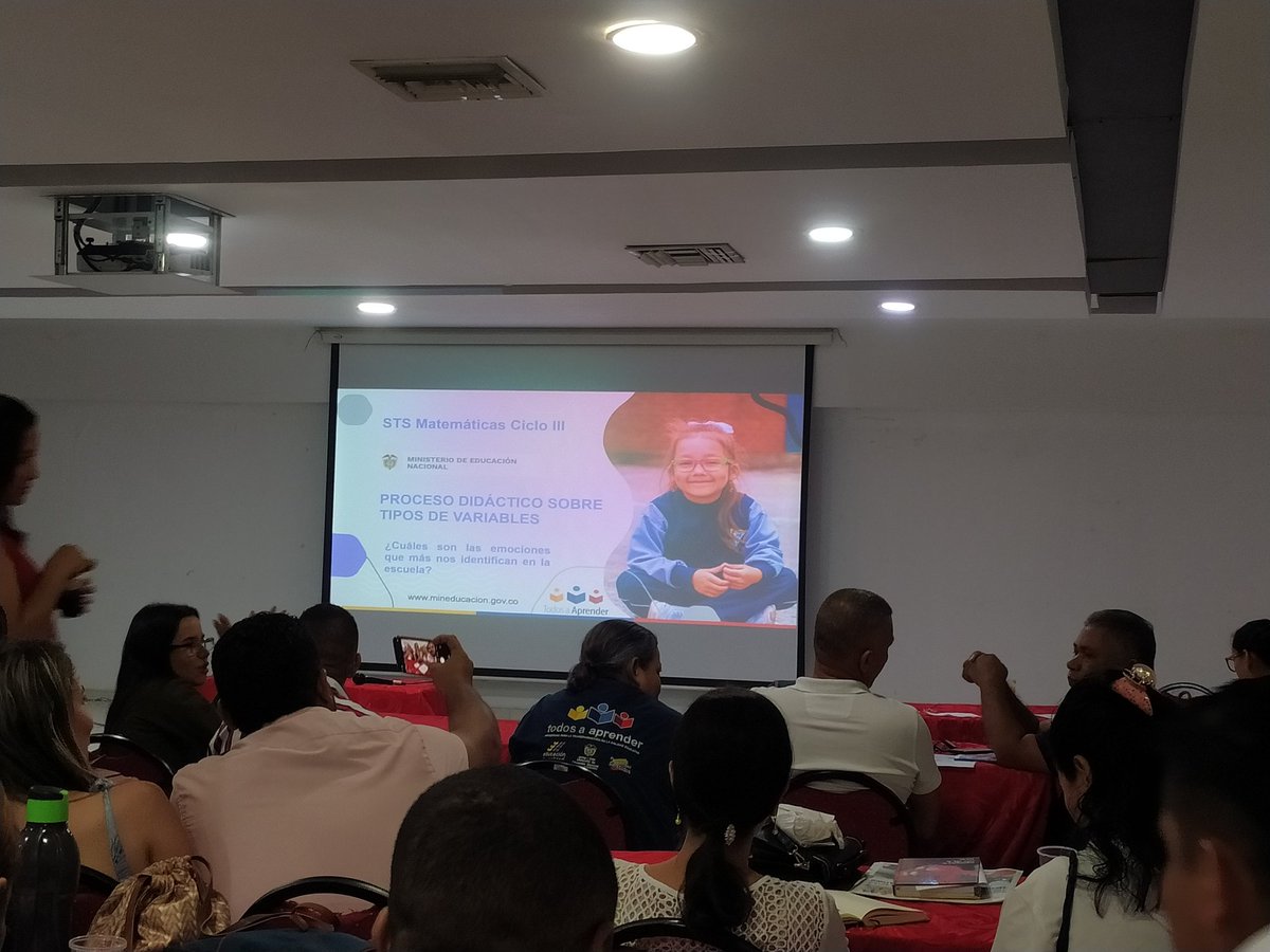 AndresSeSa31's tweet photo. CICLO III, Nuevos aprendizajes, nuevas metas, nuevos desafíos. 
#TutoresCesarValledupar @PTA_Colombia @Mineducacion @infopresidencia @GobdelCesar https://t.co/XEXN7aFepR