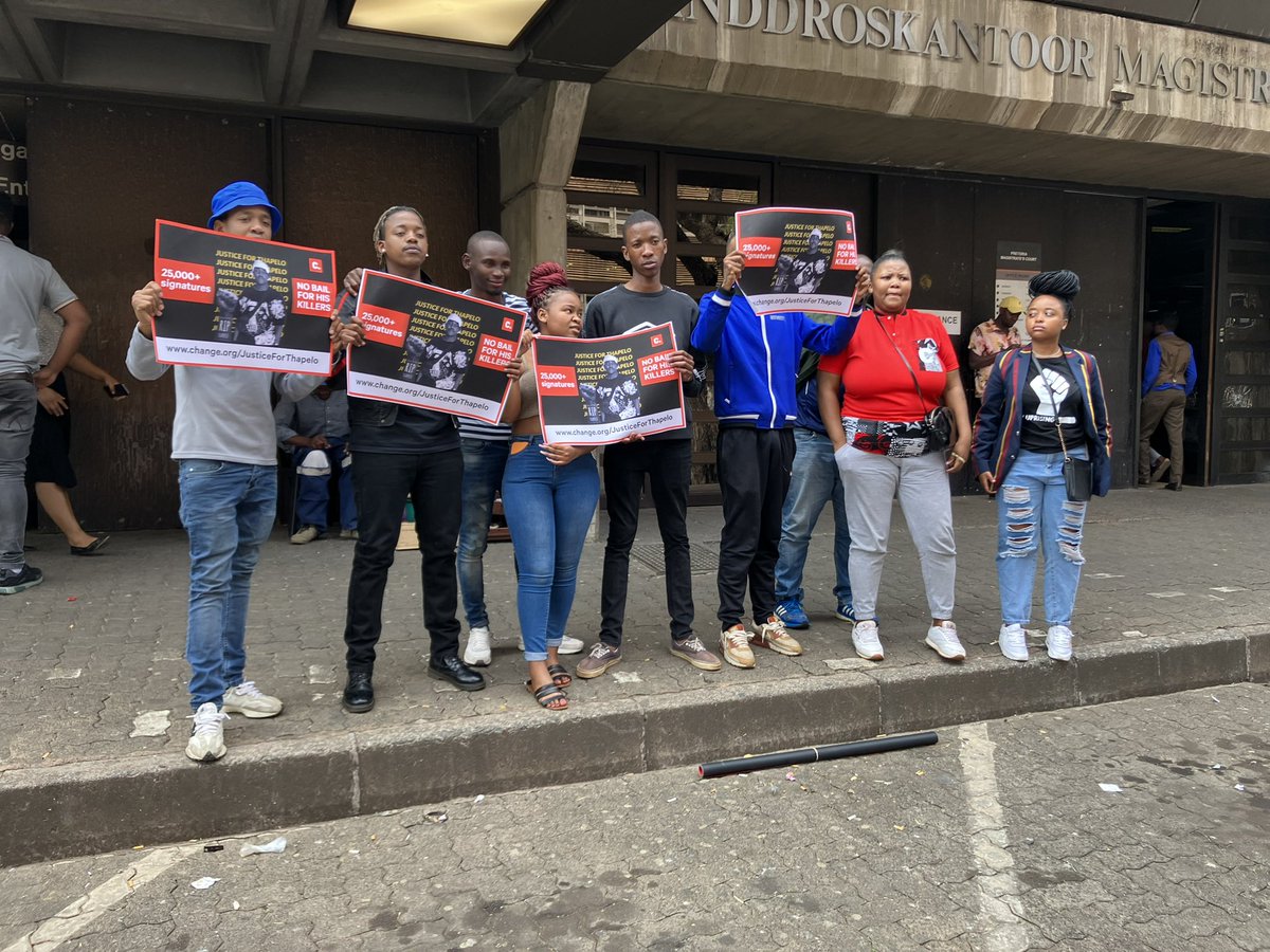 ChangeorgSA's tweet photo. We delivered over 27 000 from the #JusticeForThapelo petition to the NPA at the Pretoria Magistrates today together with Thapelo’s friends who started the petition. The petition was delivered, what next? Join our space at 7pm for an update and a conversation on student safety. https://t.co/UhVovA5KZw