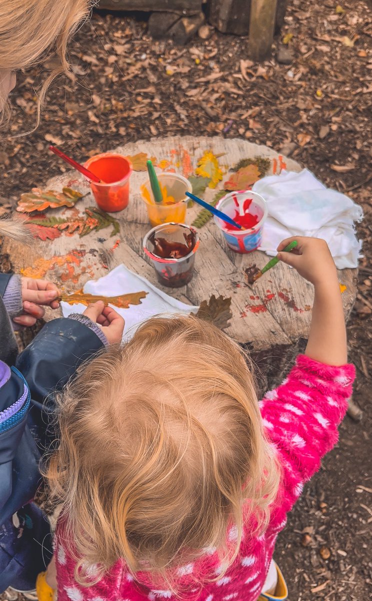 dvforestschool's tweet photo. We had so much fun at our #ForestSchool #HomeEducation Group this afternoon! We made leaf prints, mini terrariums and collected lots of acorns. #HomeEdCymru #HomeEducationLooksLikeThis #ExploringAutumn #OutdoorLearning #Aberdare #RhonddaCynonTaff https://t.co/WbDfIu3rMi