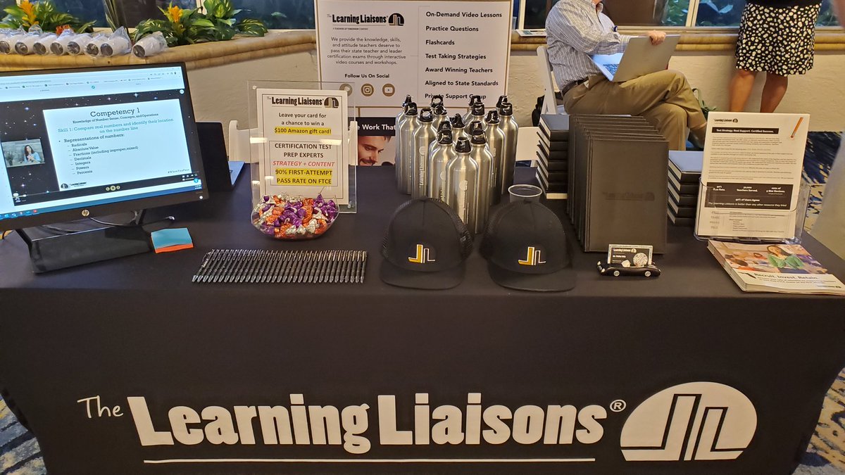 PhillipEddyJR's tweet photo. So happy to be here at Learning Forward Florida! These leaders know how to move teachers. #whenyoupass #LFFL22 https://t.co/RcUKwPnRkQ