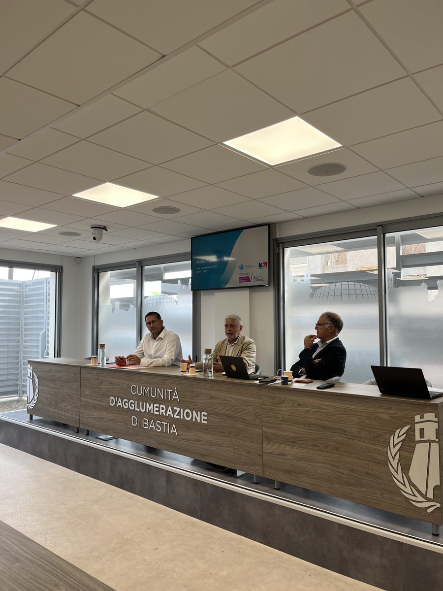 VinciguerrAlex's tweet photo. L’#attractivité économique de la Corse est un enjeu stratégique de notre développement. C’est avec un grand intérêt que l’ADEC &amp; @BusinessFrance ont organisé 2 ateliers sur ce thème en partenariat avec @AggloBastia &amp; @pays_ajaccien &amp; leurs Présidents @L_PozzodiBorgo &amp; @s_sbraggia https://t.co/bHA9pR5IR9