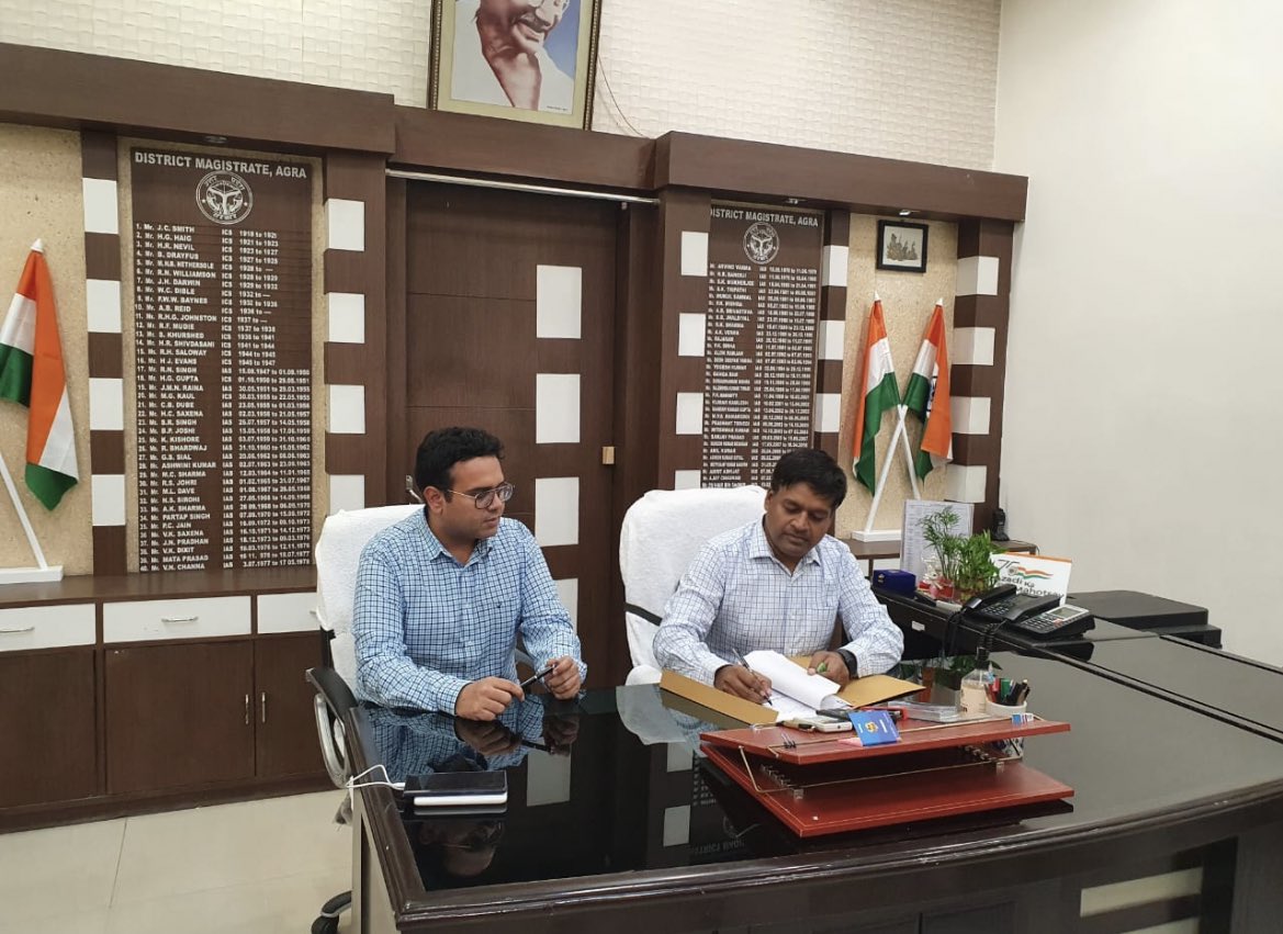 PrabhuNs_'s tweet photo. After a challenging &amp; satisfactory stint of almost two years &amp; nine months handed over the charge of @OfficeOfDMAgra to dear colleague Navneet Singh Chahal 

Thank you #Agra; it was wonderful serving you ; Lucknow will be the next destination 

#Aabhar 🙏 https://t.co/vOBULR7SH0