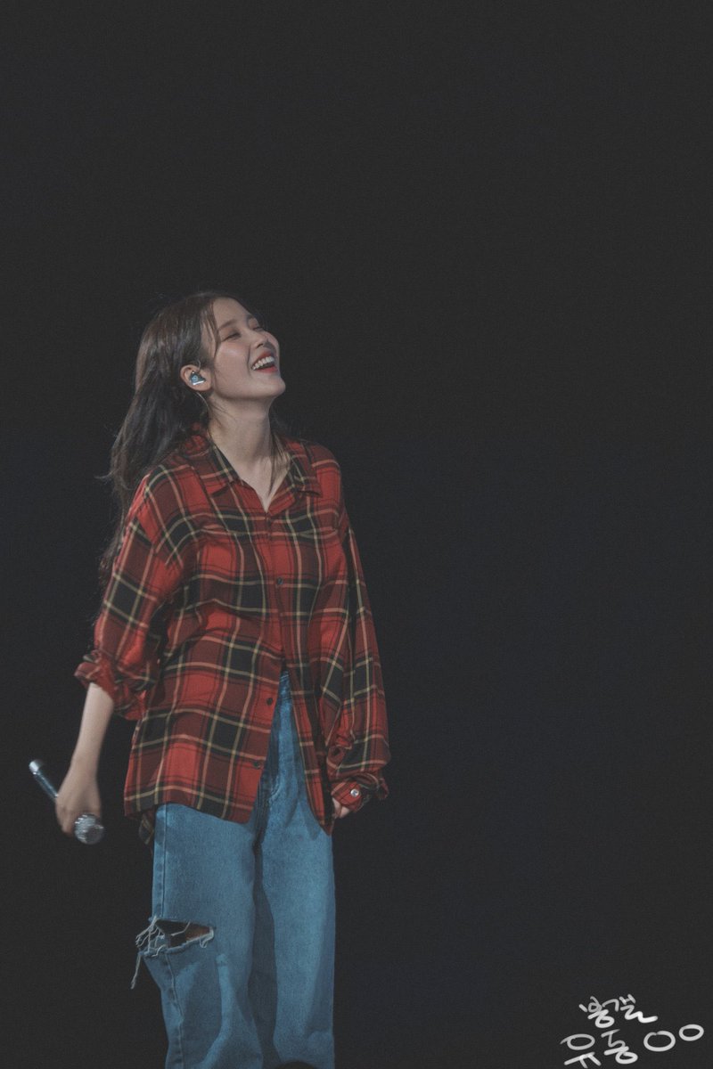 ofcourseitsiu's tweet photo. i think these have become my jieun comfort photos 🥹 https://t.co/VEw8gWHT2o