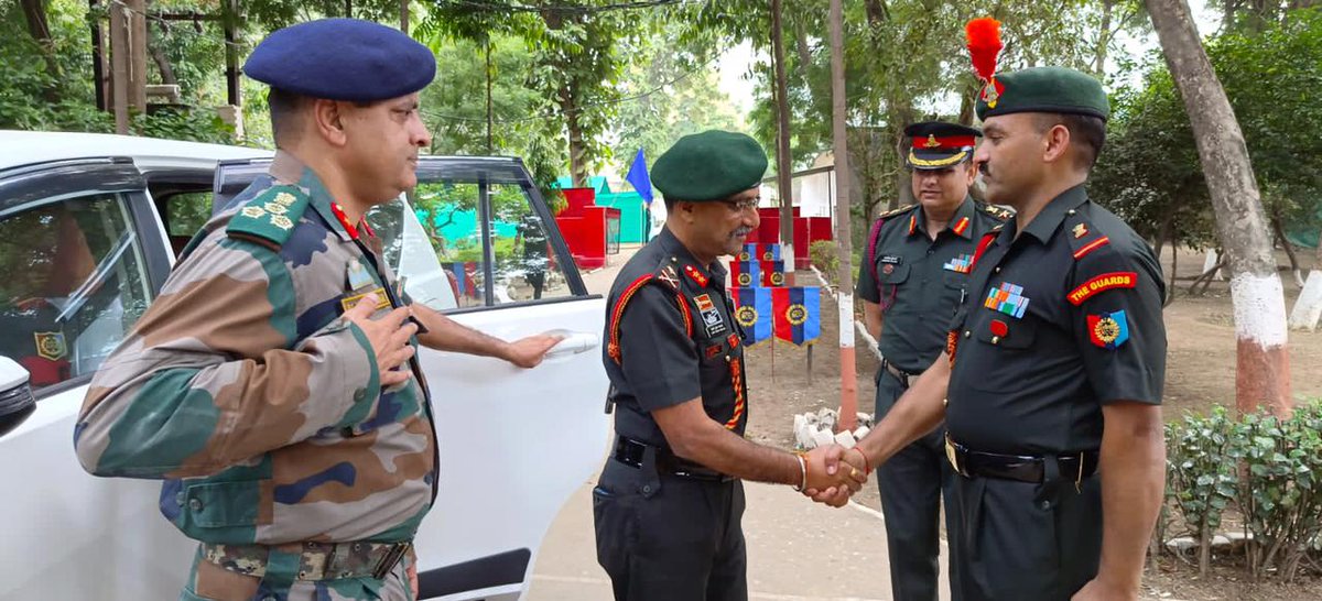 NccDteMPCG's tweet photo. #ADGvisit
Major General AK Mahajan,ADG NCC MP &amp; CG visited 30 MP Bn NCC, Bhind/Gwalior Gp/MP&amp;CG Dte.He interacted with Cdts and ANOs from various schools and colleges of Bhind &amp; Murena &amp; complemented all for their stupendous performance.
@HQ_DG_NCC 
@drajaykumar_ias 
@PRODefNgp https://t.co/26Sb3ys4eY