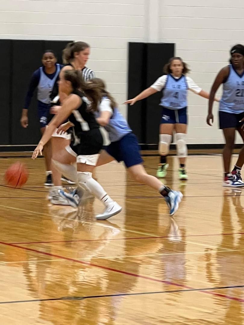 sissiesbball tweet picture