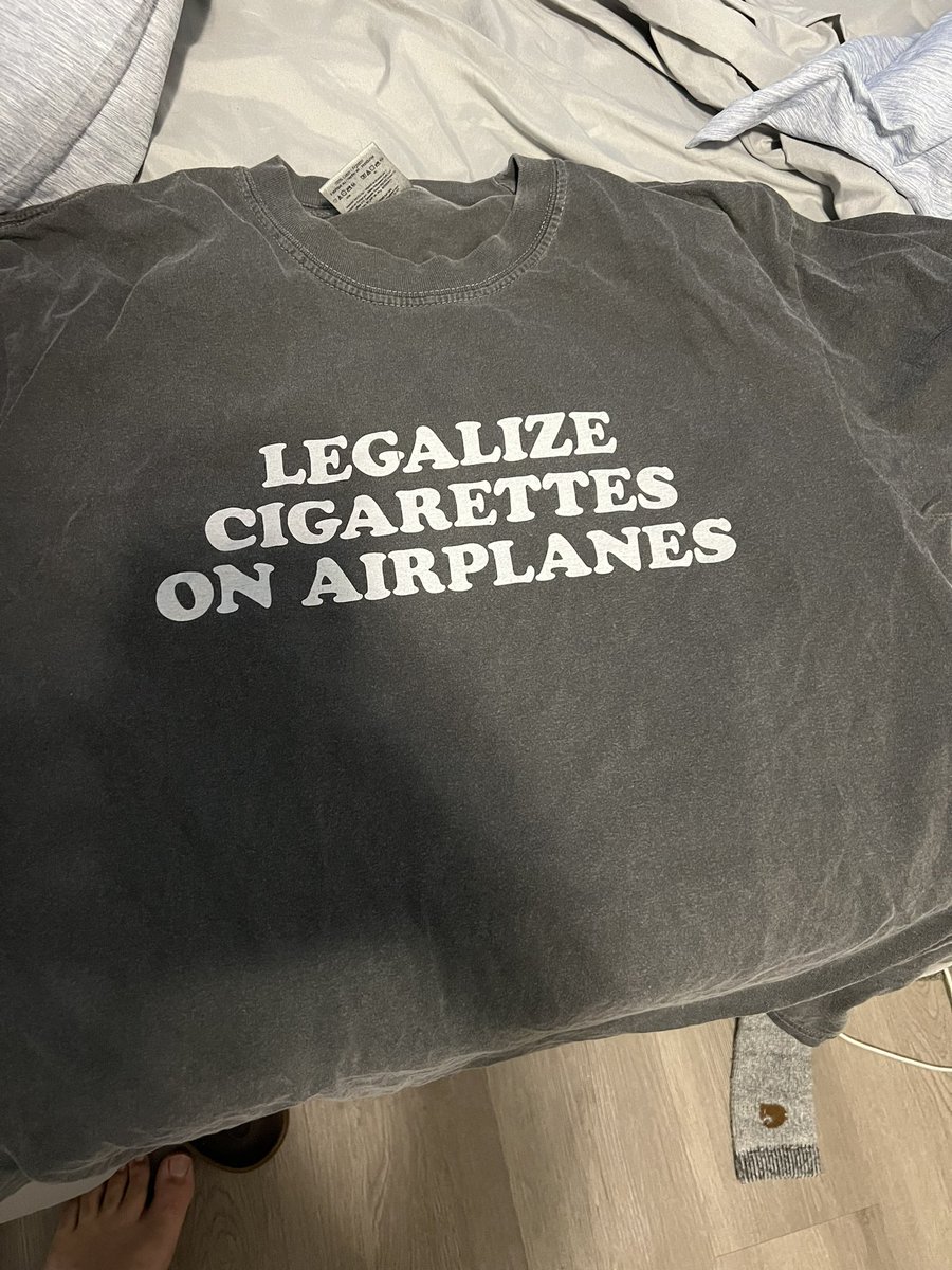 caseymfournier's tweet photo. @patduffy260 I have a shirt for the occasion https://t.co/T2ctJpskiN