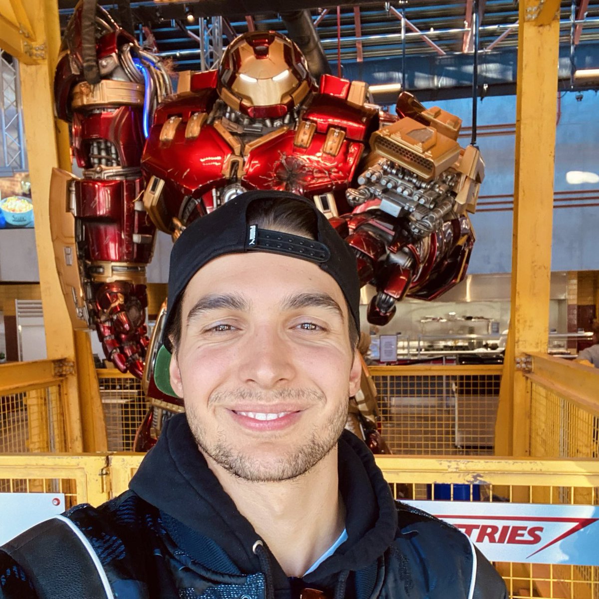 oconcomfort's tweet photo. iron man’s biggest fan https://t.co/eMlW8qV7dw