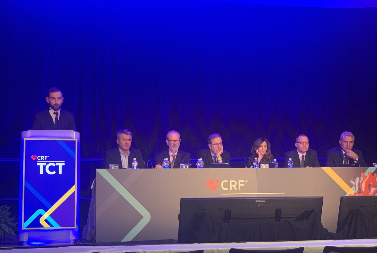 Fantastic presentation by Charlie 👏 @carlosreades <a href="/NWhearts/">NW Hearts</a> #TCT2022 #complexcases