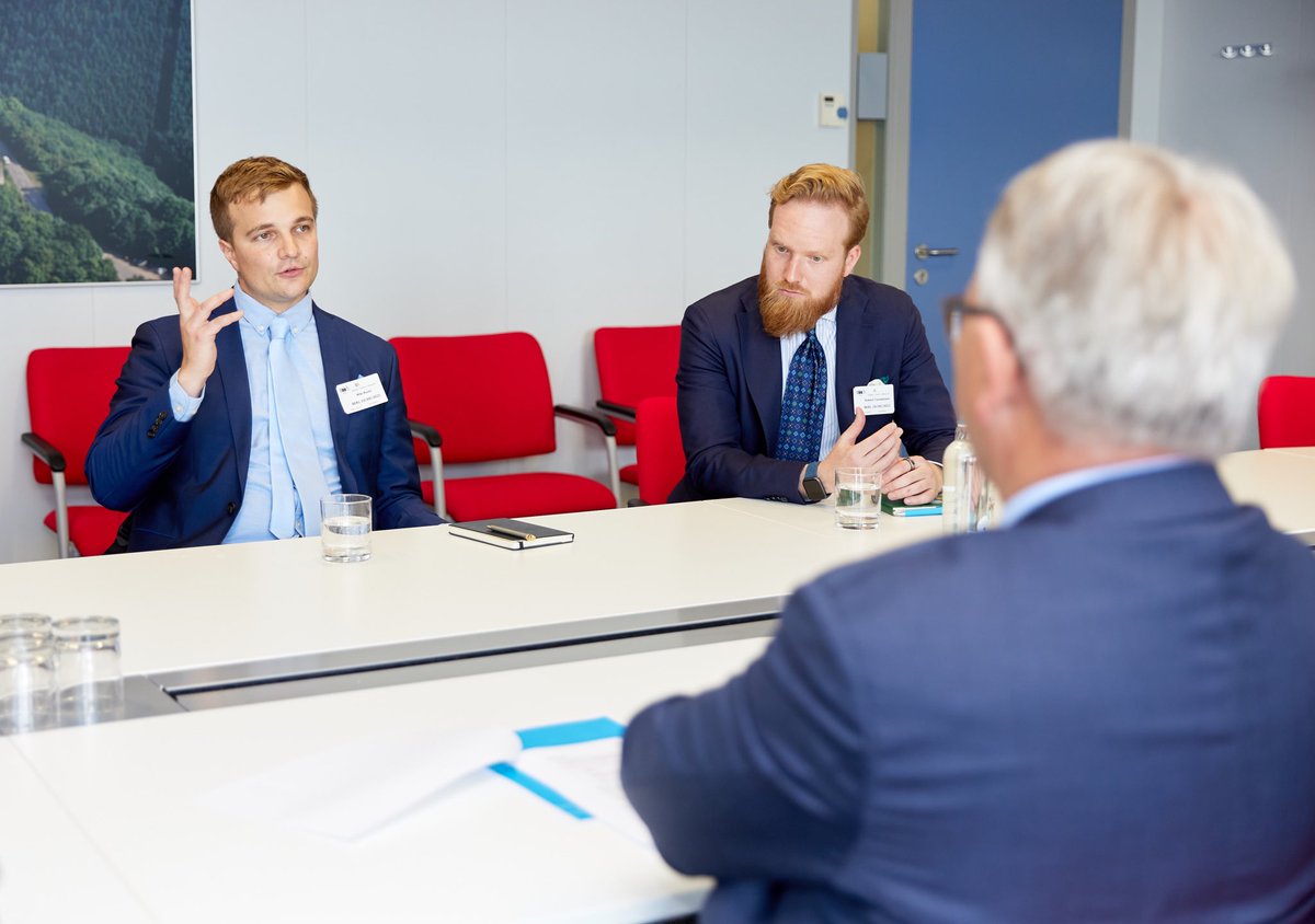 Good meeting today with <a href="/mikikuusi/">Miki Kuusi</a> and his team from digital labour platform Wolt. 

Thank you for your support for the <a href="/EU_Commission/">European Commission</a>’s proposal to improve working conditions in #platformwork 

I hope trilogues can start early next year on this important Directive.