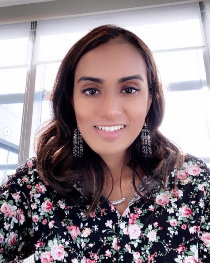 mujschool's tweet photo. Senior @PeytonParshu is taking over our Instagram today from her @fleishmanEU internship in Belgium. Follow along on InstaStories to see her day and learn more about her #StudyAbroad. #MissouriMethod #MizzouMade @MUStratComm @MUJournAbroad https://t.co/MC4OdRv3bU