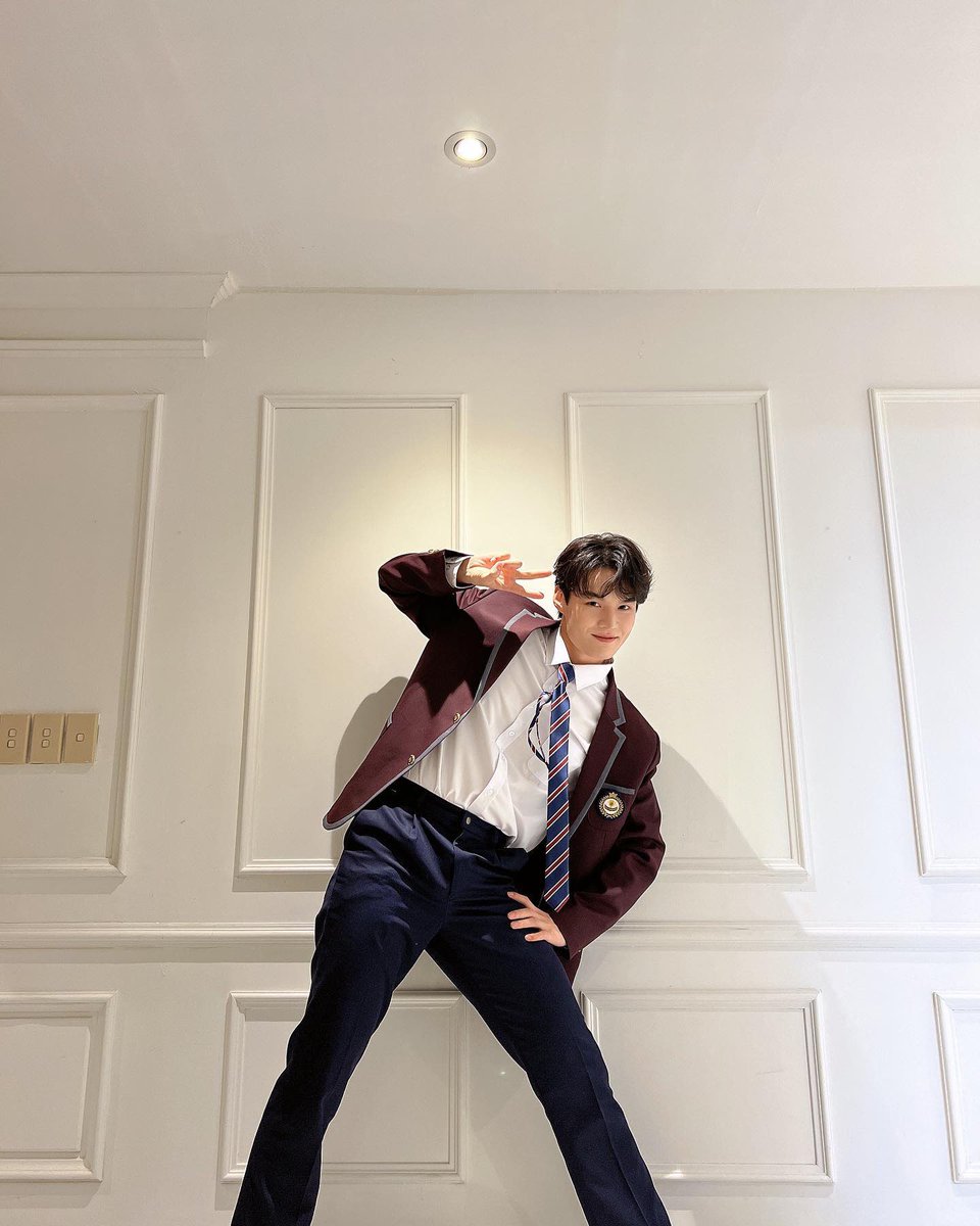 oh he’s so handsome