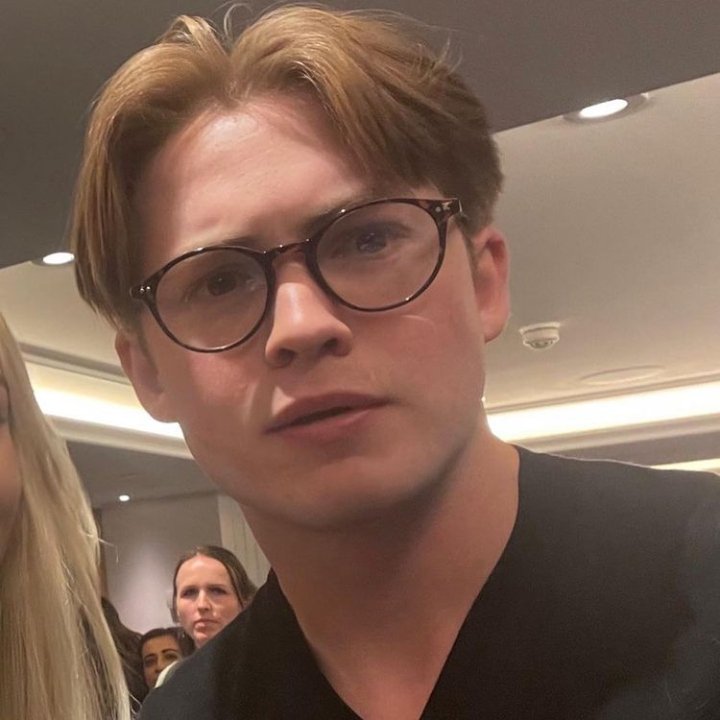 hourlykitconor's tweet photo. i missed u sm https://t.co/h6schw5GCq