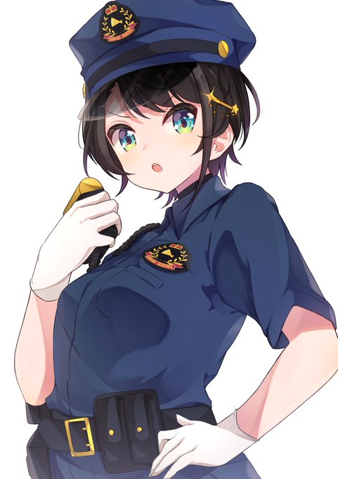 「breasts policewoman」 illustration images(Latest)