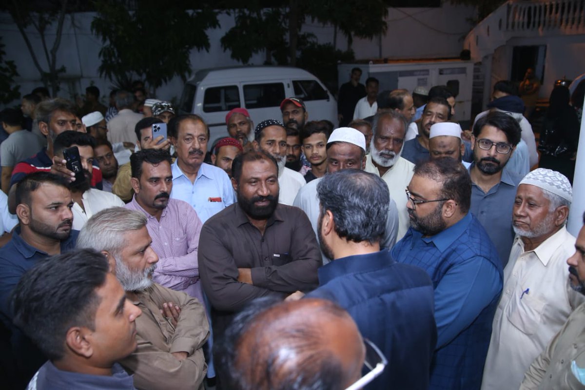 MQMPUpdates's tweet photo. پاک سرزمین پارٹی مرکزی سیکرٹریٹ پاکستان ہاؤس میں بلدیہ ٹاؤن سعیدآباد تعلق رکھنے والے MQM پاکستان سابقہ سیکٹر انچارج اور دیگر ذمہ داران کی چیئرمین PSP سید مصطفی کمال سے ملاقات اور *PSP* میں شمولیت کا اعلان-
#JoinPSP #MustafaKamal #Karachi #Pakistan https://t.co/xrflchyEwE