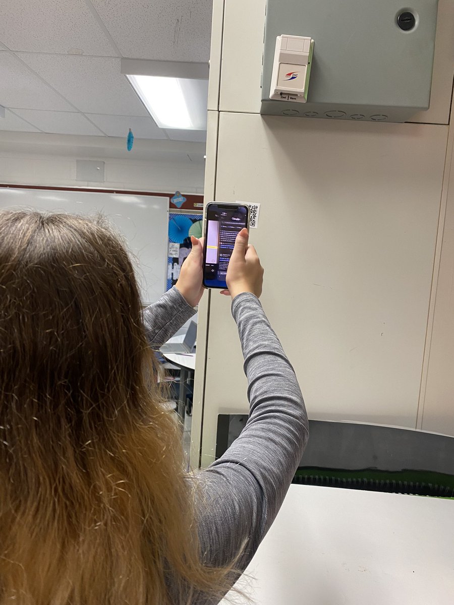 Caroline haering (@mmecarohaering) on Twitter photo Nos activités de la journée pour la commémoration de la reine <a href="/FrankRyanOCSB/">Frank Ryan Catholic Intermediate School</a> <a href="/OttCatholicSB/">Ottawa Catholic School Board</a> #ocsbDL #collaboration #reineElizabethII Nos activités de la journée pour la commémoration de la reine <a href="/FrankRyanOCSB/">Frank Ryan Catholic Intermediate School</a> <a href="/OttCatholicSB/">Ottawa Catholic School Board</a> #ocsbDL #collaboration #reineElizabethII