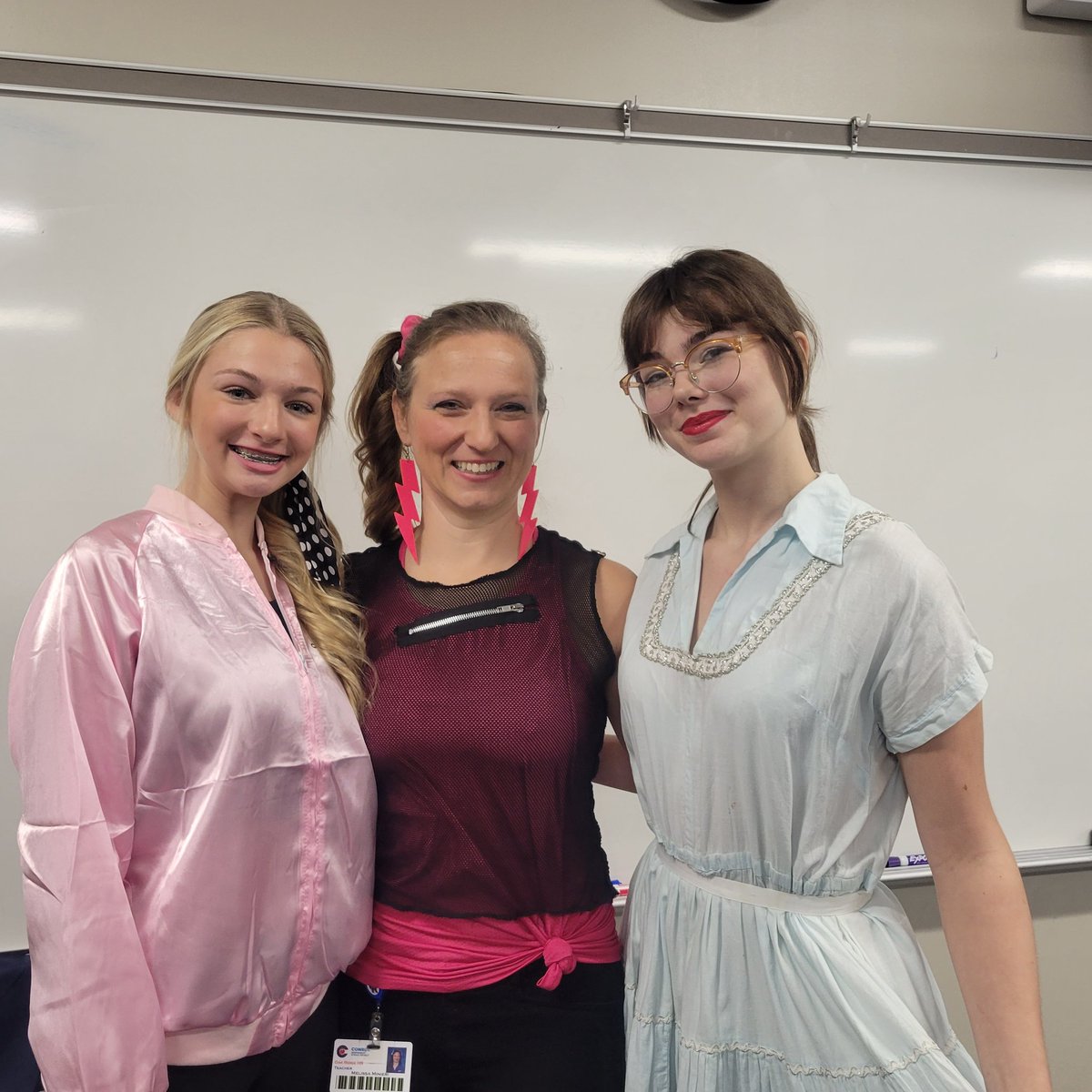 ACESCISD's tweet photo. First day of homecoming festivities! Celebrating the decades! @ORWarEagles https://t.co/1ugXK1cLZG