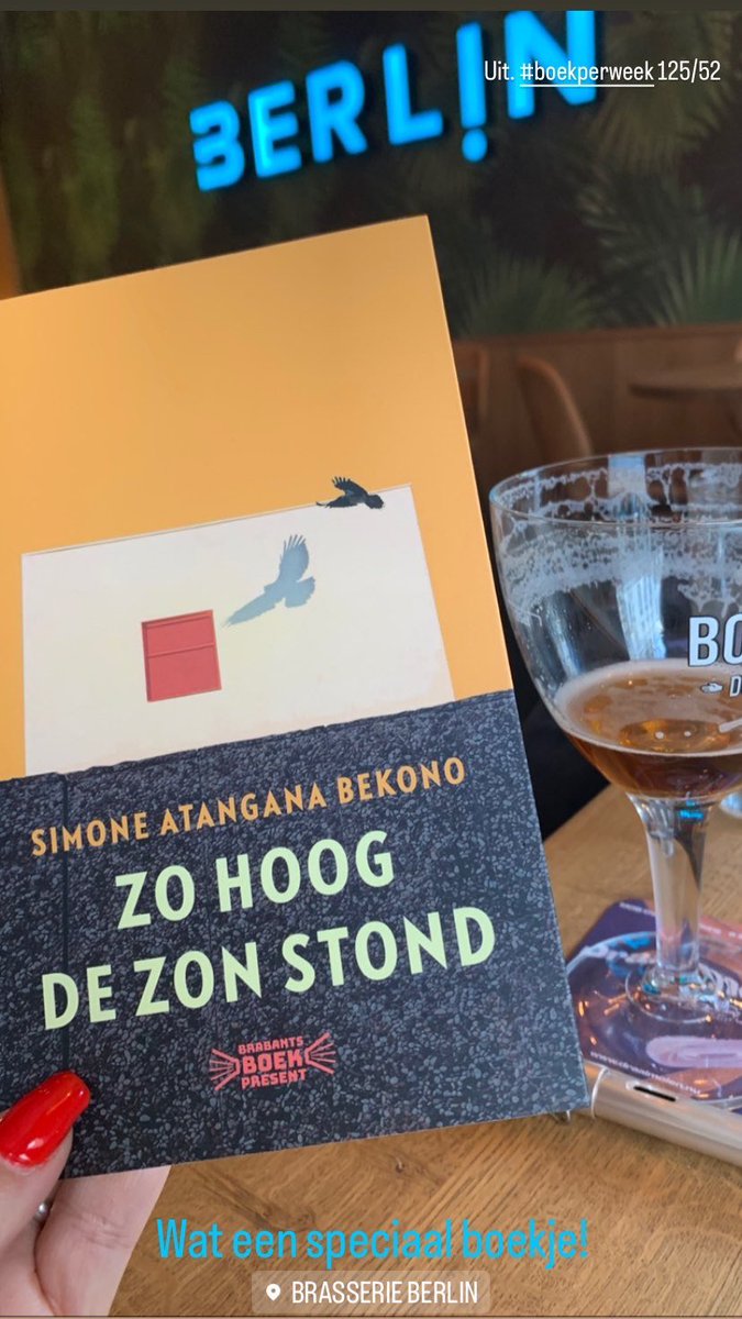 Wat een speciaal boekje is dit. Ik ben heel benieuwd naar de gedachten van auteur #SimoneAtanganaBekono hierbij. Gaat het over de je opslokkende kenmerken van een verslaving? Aan afhankelijkheid? Trouw aan jezelf? 
Ik weet het ècht niet! 
#boekperweek 
125/52