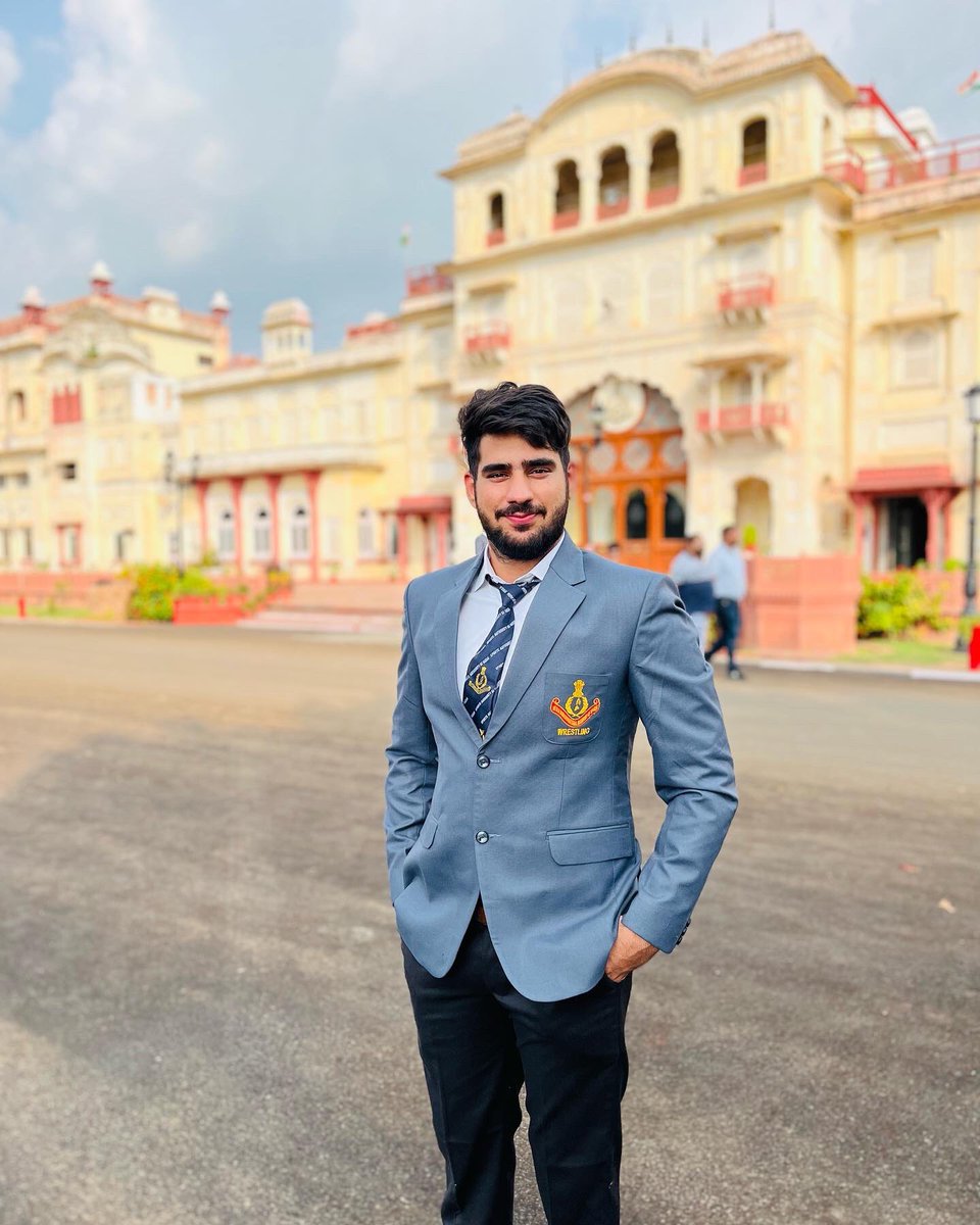 vishalmalik0741's tweet photo. Finally completed my Diploma in Sports Coaching from National Institute of Sports, Patiala.
#nsnis #nsnispatiala #coach #sportscoach
__________________________________
#chandigarh #instagood #sections #postivevibes #model #motivation #instagrammers #igers #hashtag #vishalmalik https://t.co/NpEJxhkH3p