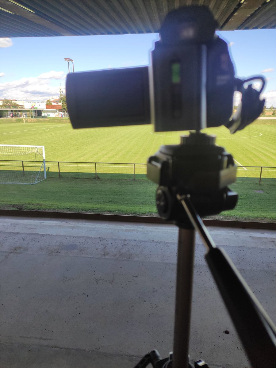 ASDOCortenuova's tweet photo. La stagione casalinga è partita. Juniores e Prima squadra nella lente del nostro cameraman 🎥📹
#asdo 
#casaCorte
#videomaking
#sport
#calcio https://t.co/sOfAPs9Rnm