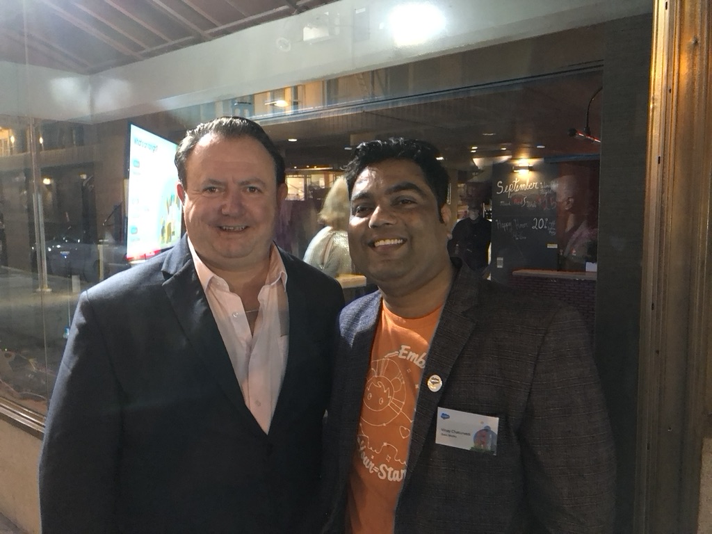 #DF22 kicked off with the @salesforceapac networking event. Awesome time meeting the Alliance team, Partners, and friends after a long time in person.Kudos to @Charles_woodall and the #salesforce team for arranging it.