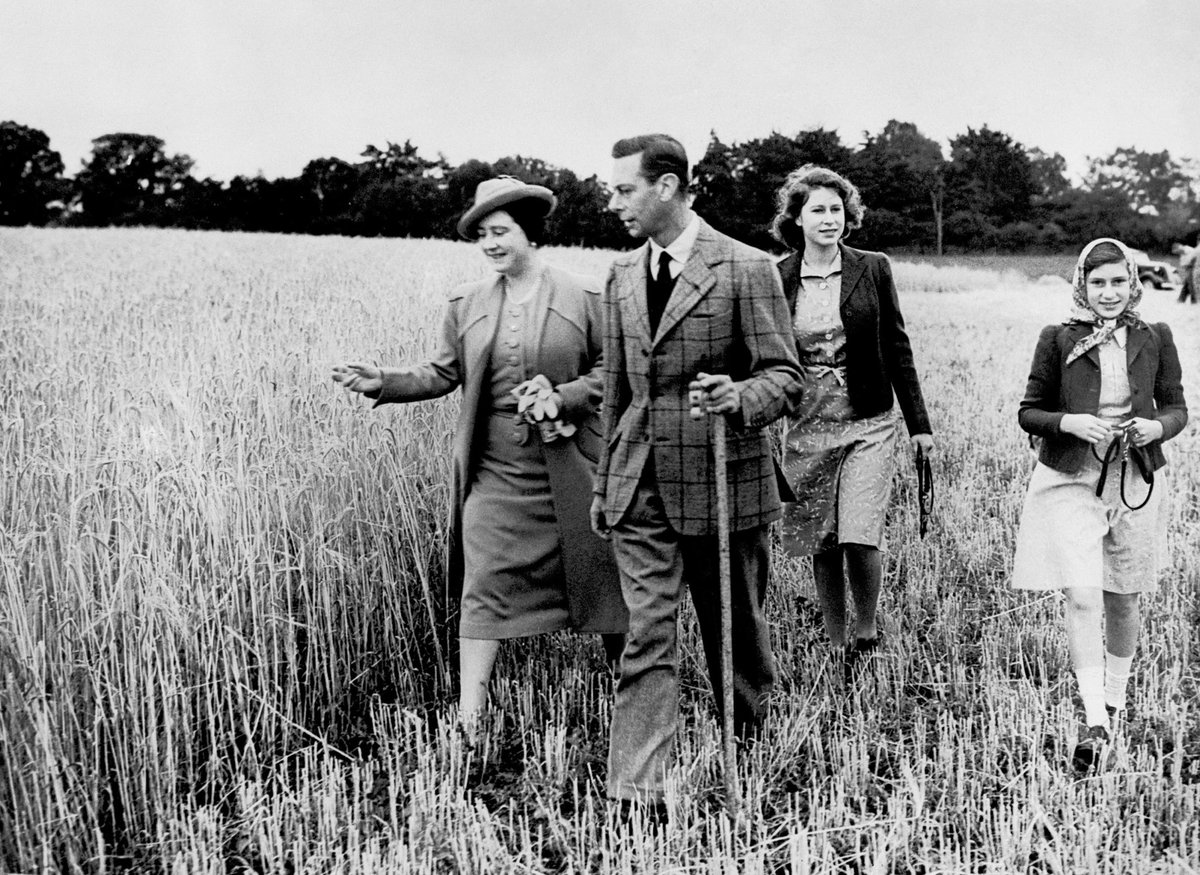 'Us Four' as King George VI described his family, to be reunited in the memorial chapel this evening