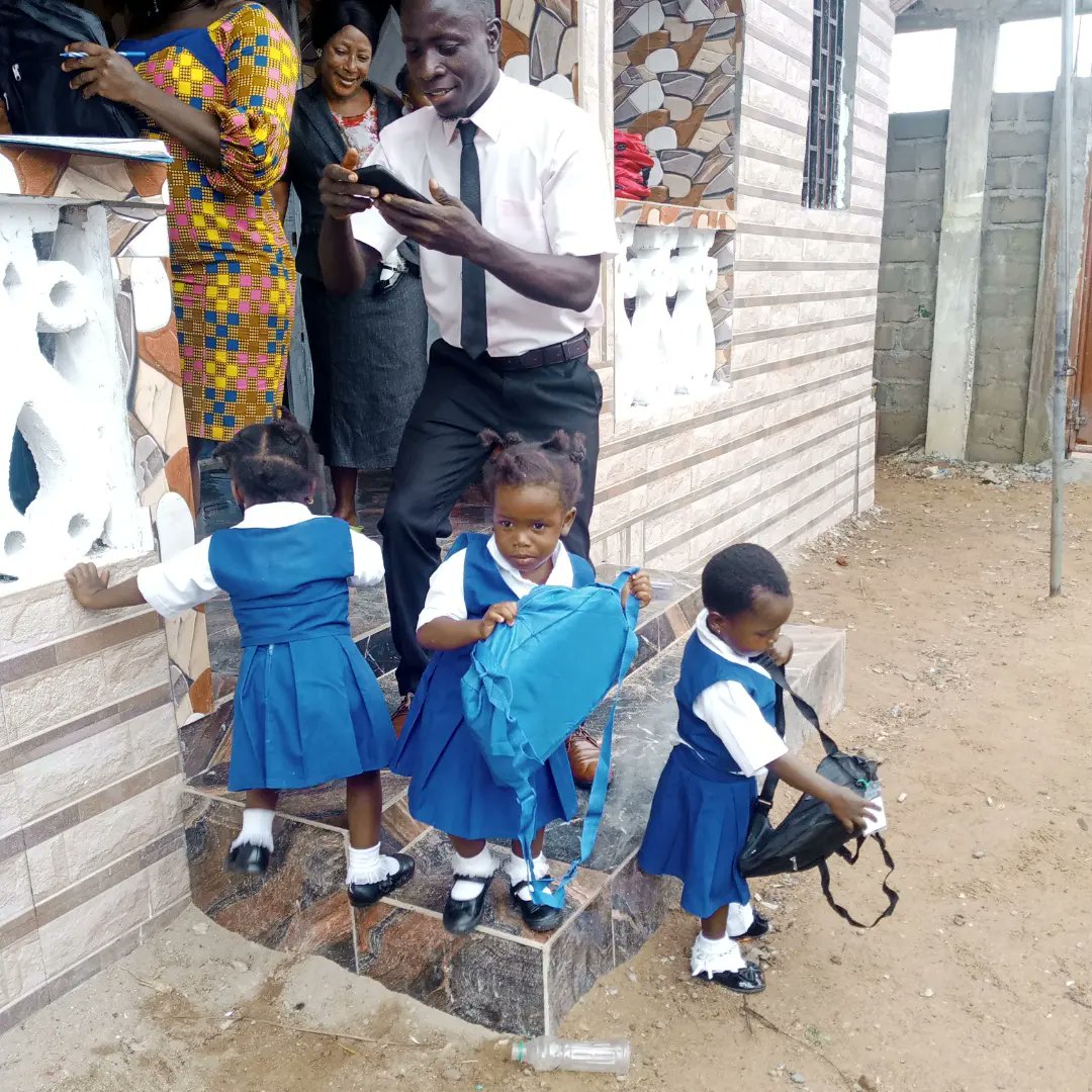 HopeAllianceLib's tweet photo. This morning at Hope Alliance Academy, we distributed 75 book bags (backpacks) along with other school items on campus. The items are from Backpack International and were received through our Board Chairperson, Dr. Kelly Krawczyk of Auburn University in USA. We are grateful. https://t.co/qEdjMdbyG8