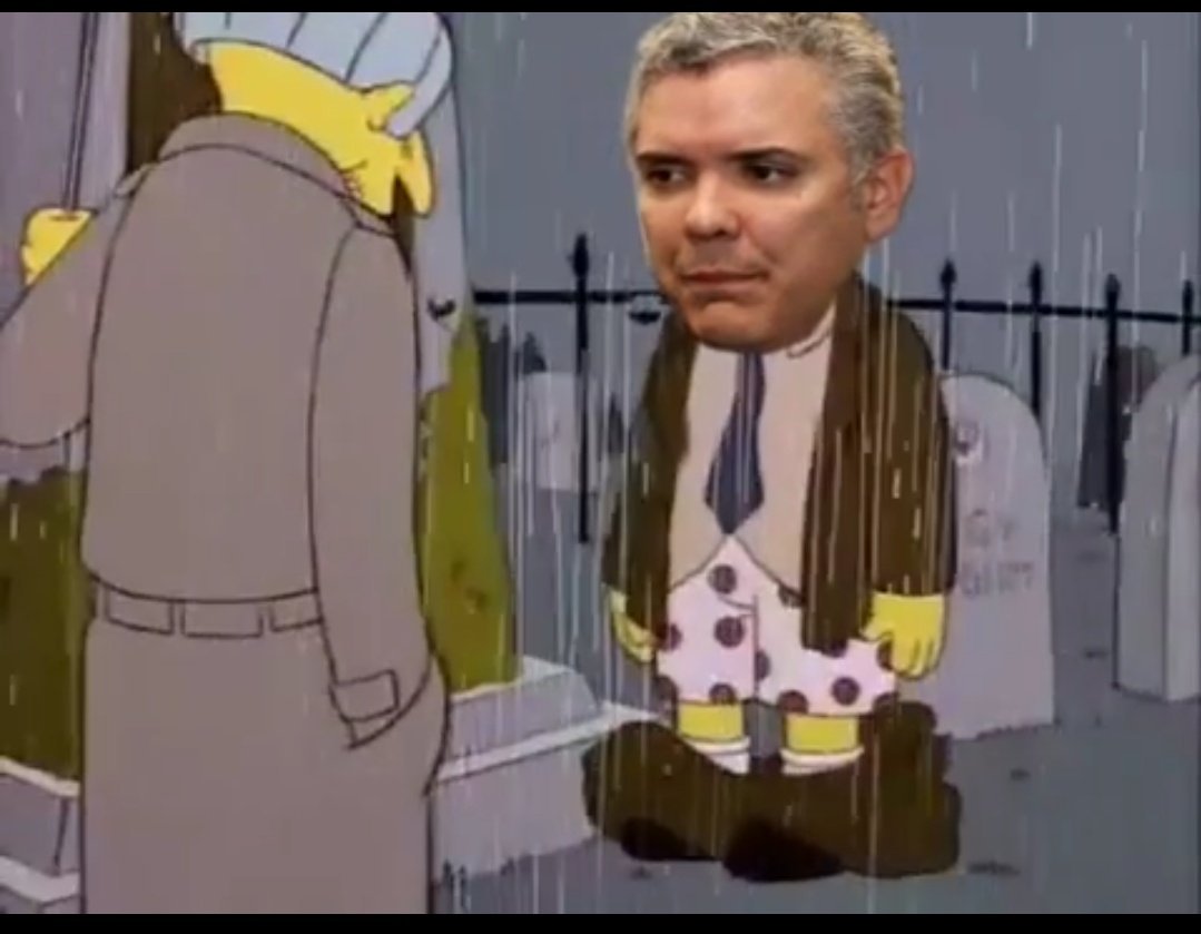 MALPENSANTE666's tweet photo. El Subpresidente @IvanDuque desde sus tempranas épocas en el Rochester mostró profunda vocación por los conciertos... por los conciertos para delinquir!!! 😬😬😱😱

#NoMasTapenTapen
#AsiLoQueri https://t.co/5QGPOblI5r