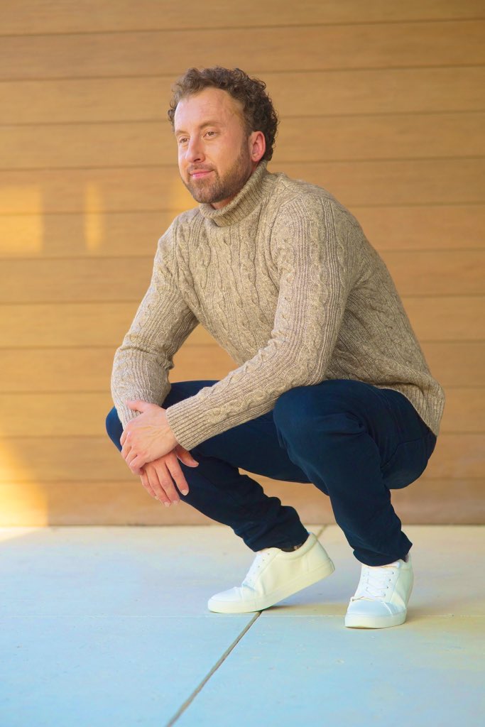 Chrismatz's tweet photo. Get your closet ready for Fall. 🍁🍂🥰

Be sure to check out @express for all of their new Fall Fashion items this season. 🧡🤎 #ExpressPartner https://t.co/e9BjNJwMFv