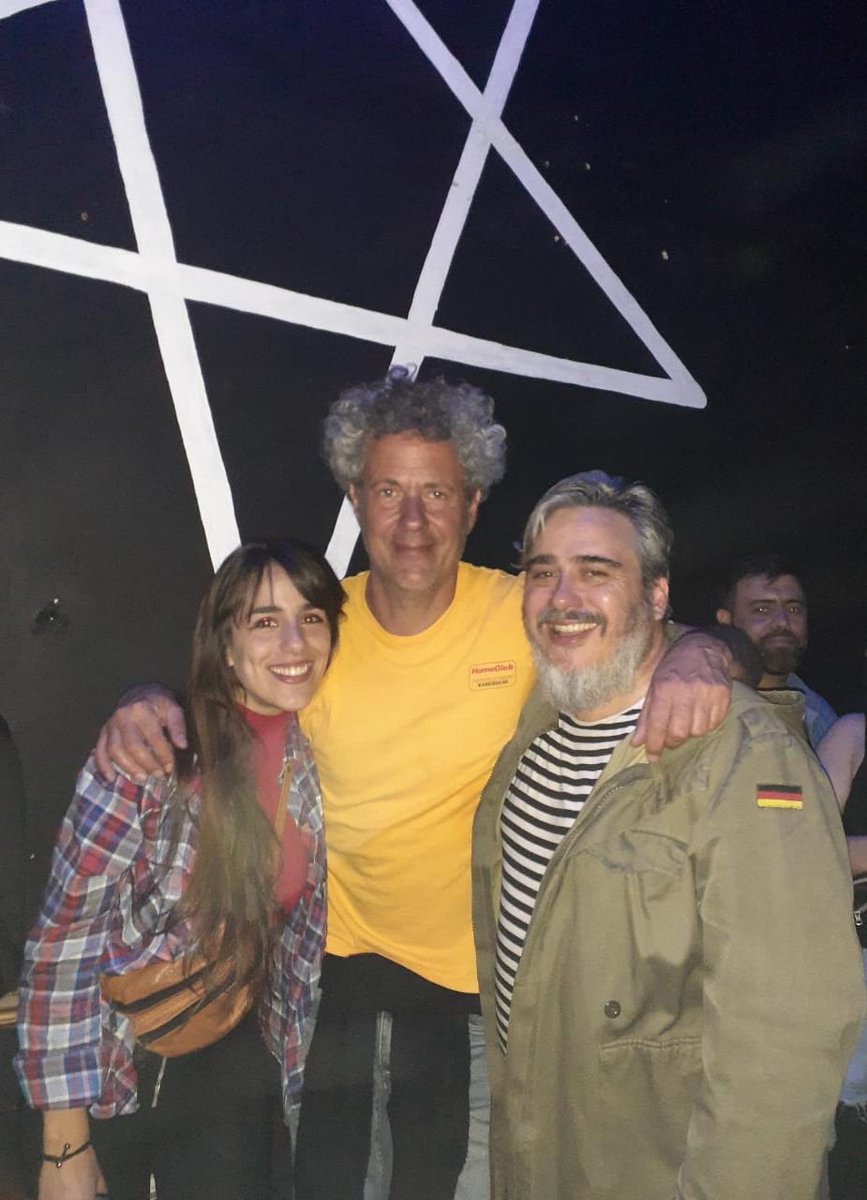 GilesLucia's tweet photo. Un Finde rockero en la ciudad de las diagonales #psiquica #laplata https://t.co/366B6SOrhC
