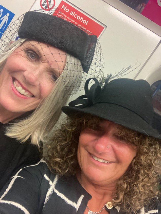 nancyoneill99's tweet photo. On our way home after a fabulous amazing day saying farewell to QE11 @freedom_4_girls https://t.co/NHgP0sU0lQ