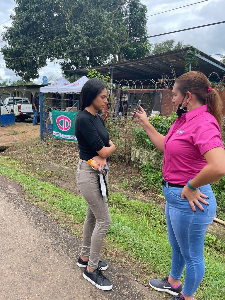 El dia de ayer Parte del Grupo de Juventud del Circuito 7-2 estubo apoyando en la inscripciones del Corregimiento de Los Angeles. Gracias al HR Pedro Castillo y a la Lic <a href="/MarielaVega2014/">Mariela Vega</a> . #hacerlascosasbien
