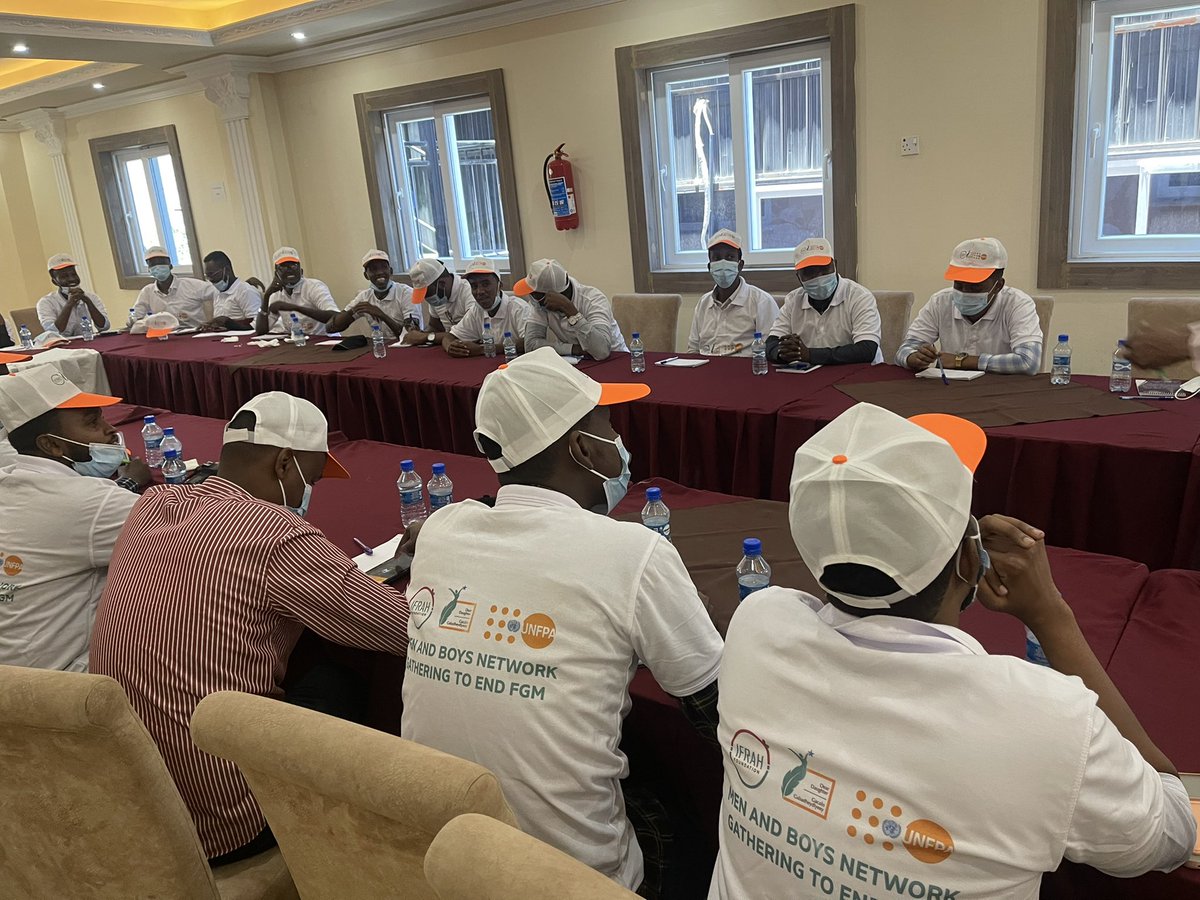 HassanIstiila's tweet photo. “The media, particularly social media, is the most accessible medium for men and boys to propagate FGM awareness messages. More men need to start to show up and take a stand to end FGM &amp; all other harmful practices that are perpetuated against women &amp; girls,” says a participant. https://t.co/hhah2lLXOr
