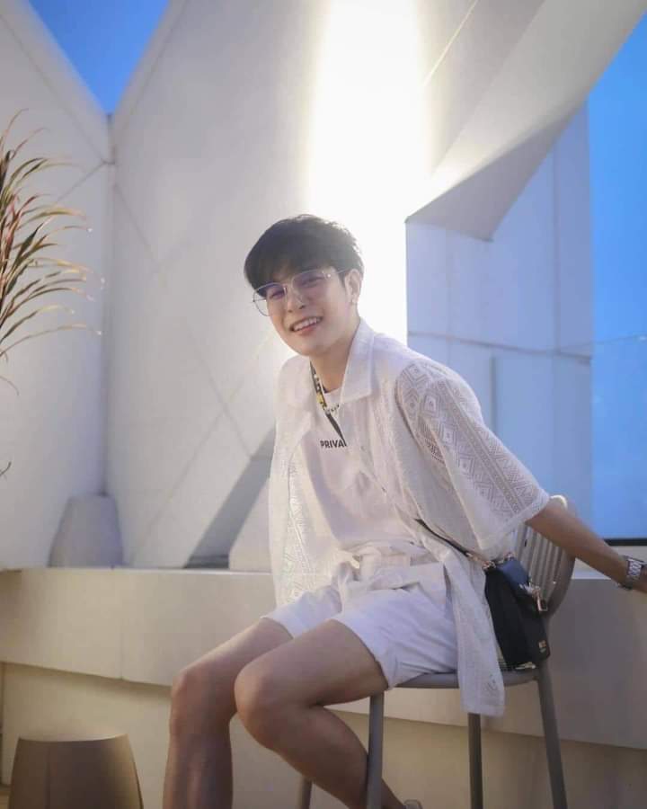JimnessaC's tweet photo. So pure 🤍🤍🤍🤍
   My baby 😘😘😘😘
#artpakpoom
#PHfan
#babyhearts https://t.co/vGfzHd06Sd